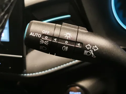 Thumbnail image for the Mg Mg5 61.1kWh SE Long Range