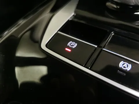 Thumbnail image for the Mg Mg5 61.1kWh SE Long Range