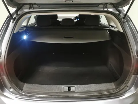 Thumbnail image for the Mg Mg5 61.1kWh SE Long Range