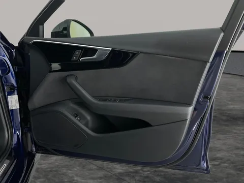 Thumbnail image for the Audi A4 Avant 2.0 TFSI 35 Black Edition   S Tronic