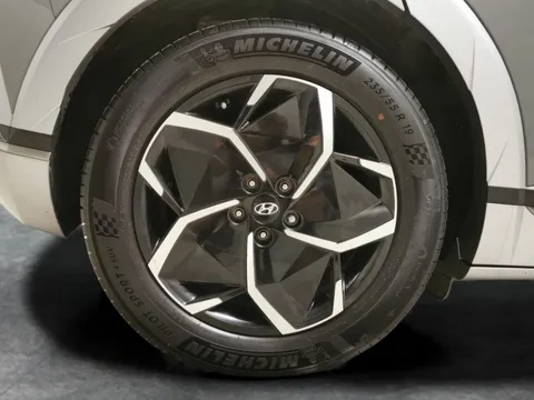 Thumbnail image for the Hyundai Ioniq 5 73kWh Premium