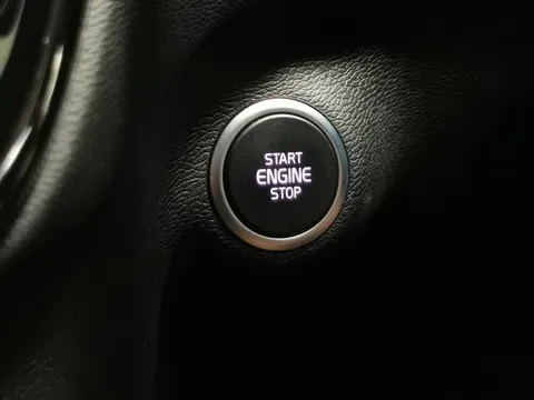 Thumbnail image for the Volvo XC40 1.5h T4 Recharge 10.7kWh Plus   Plug-in