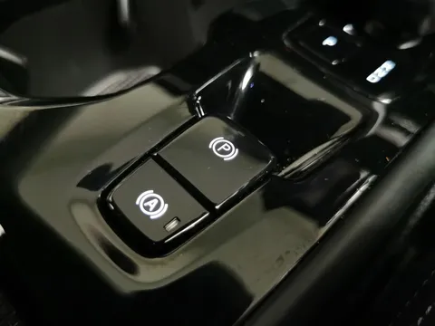 Thumbnail image for the Volvo XC40 1.5h T4 Recharge 10.7kWh Plus   Plug-in