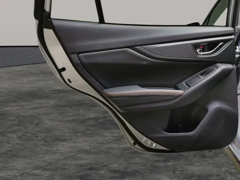 Thumbnail image for the Subaru Xv 2.0 i e-Boxer SE Premium    Lineartronic 4WD