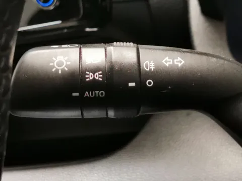 Thumbnail image for the Toyota Yaris 1.5 VVT-h Icon    E-CVT