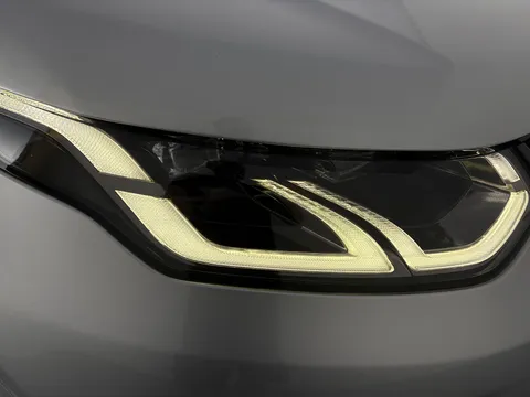 Thumbnail image for the Land Rover Discovery Sport 2.0 D180 MHEV R-Dynamic HSE   4WD