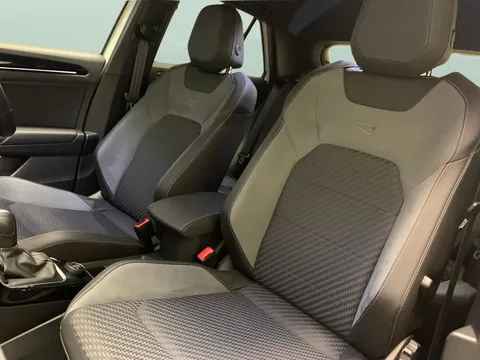 Thumbnail image for the Volkswagen T-Roc 2.0 TSI R   DSG 4Motion