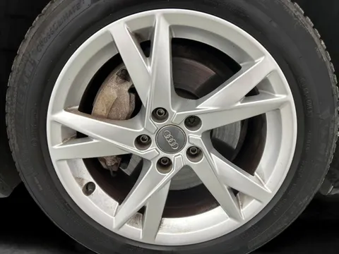 Thumbnail image for the Audi A4 Avant 2.0 TDI ultra Sport