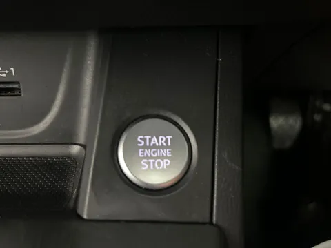 Thumbnail image for the Audi A4 Avant 2.0 TDI ultra Sport