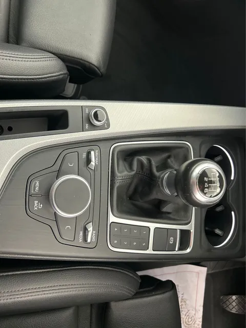 Thumbnail image for the Audi A4 Avant 2.0 TDI ultra Sport