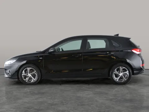 Thumbnail image for the Hyundai i30 1.0 T-GDi MHEV SE Connect    DCT