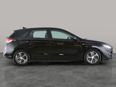 Thumbnail image for the Hyundai i30 1.0 T-GDi MHEV SE Connect    DCT