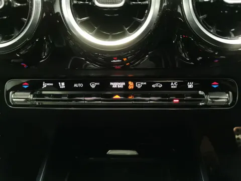 Thumbnail image for the Mercedes-Benz Gla 1.3 GLA250e 15.6kWh Exclusive Edition   Plug-in  8G-DCT