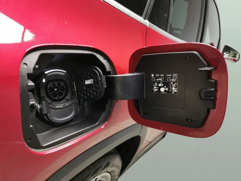 Thumbnail image for the Mercedes-Benz Gla 1.3 GLA250e 15.6kWh Exclusive Edition   Plug-in  8G-DCT
