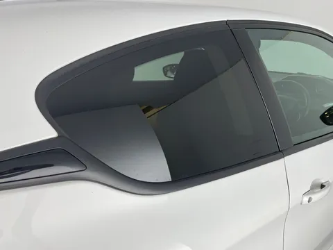 Thumbnail image for the Peugeot 208 1.2 PureTech Black Edition