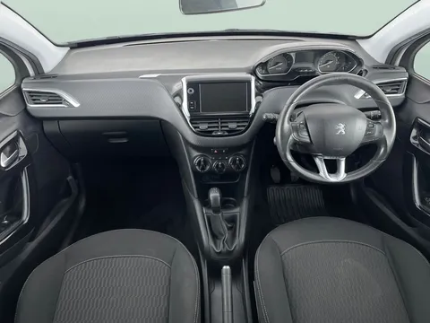Thumbnail image for the Peugeot 208 1.2 PureTech Black Edition