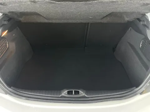 Thumbnail image for the Peugeot 208 1.2 PureTech Black Edition