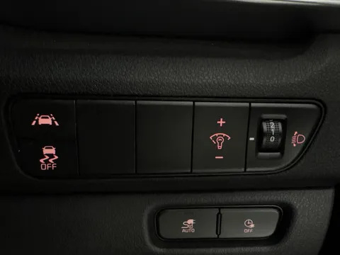Thumbnail image for the Kia Niro 64kWh 2