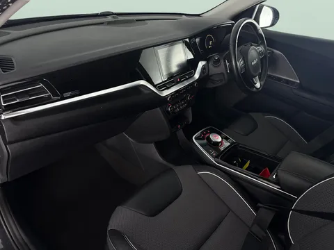 Thumbnail image for the Kia Niro 64kWh 2