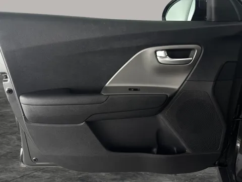 Thumbnail image for the Kia Niro 64kWh 2