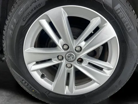 Thumbnail image for the Vauxhall Grandland X 1.2 Turbo SE Premium