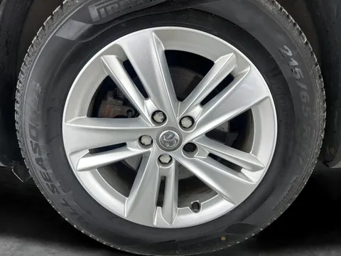 Thumbnail image for the Vauxhall Grandland X 1.2 Turbo SE Premium