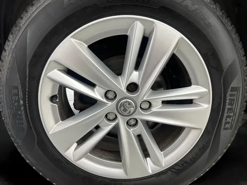 Thumbnail image for the Vauxhall Grandland X 1.2 Turbo SE Premium