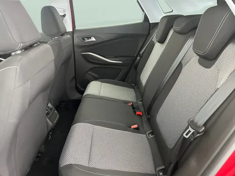 Thumbnail image for the Vauxhall Grandland X 1.2 Turbo SE Premium