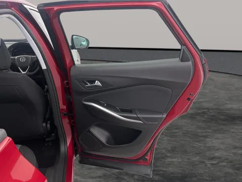 Thumbnail image for the Vauxhall Grandland X 1.2 Turbo SE Premium