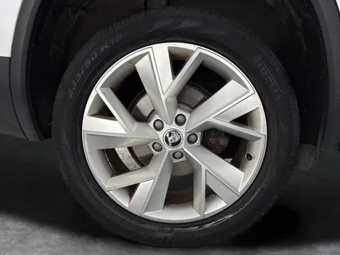 Thumbnail image for the Škoda Kodiaq 2.0 TDI Edition   DSG 4WD   (7 Seat)