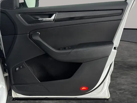 Thumbnail image for the Škoda Kodiaq 2.0 TDI Edition   DSG 4WD   (7 Seat)