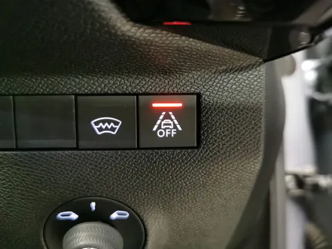 Thumbnail image for the Ds Automobiles Ds 7 Crossback 1.5 BlueHDi Prestige Crossback  EAT8