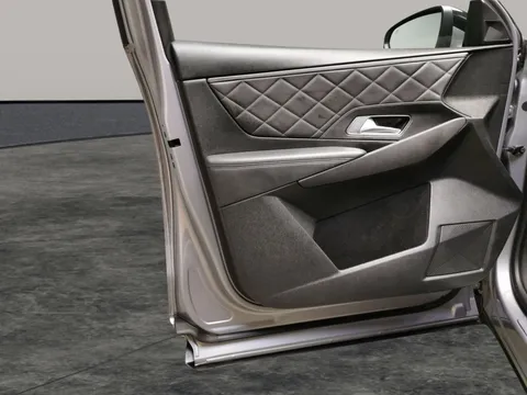 Thumbnail image for the Ds Automobiles Ds 7 Crossback 1.5 BlueHDi Prestige Crossback  EAT8