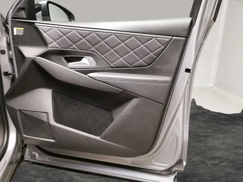 Thumbnail image for the Ds Automobiles Ds 7 Crossback 1.5 BlueHDi Prestige Crossback  EAT8