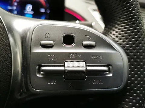 Thumbnail image for the Mercedes-Benz Eqc EQC 400 80kWh AMG Line (Premium Plus)   4MATIC