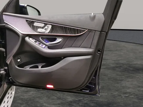 Thumbnail image for the Mercedes-Benz Eqc EQC 400 80kWh AMG Line (Premium Plus)   4MATIC