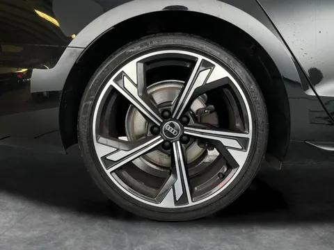Thumbnail image for the Audi A4 Avant 2.0 TFSI 35 Black Edition   S Tronic
