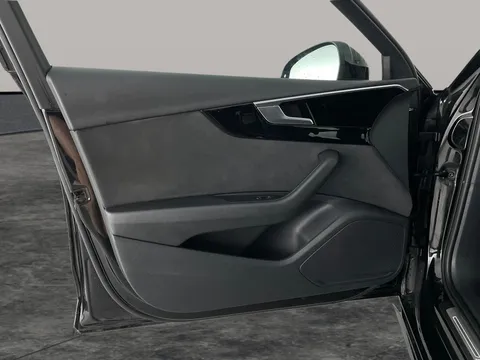 Thumbnail image for the Audi A4 Avant 2.0 TFSI 35 Black Edition   S Tronic