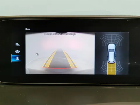 Thumbnail image for the Mercedes-Benz Eqc EQC 400 80kWh AMG Line (Premium)   4MATIC