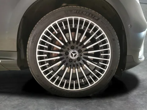 Thumbnail image for the Mercedes-Benz Eqc EQC 400 80kWh AMG Line (Premium)   4MATIC