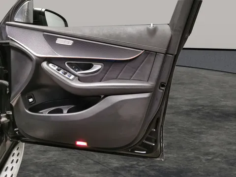 Thumbnail image for the Mercedes-Benz Eqc EQC 400 80kWh AMG Line (Premium)   4MATIC