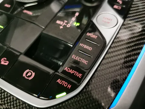 Thumbnail image for the BMW X5 3.0 45e 24kWh M Sport   Plug-in  xDrive