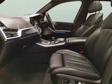 Thumbnail image for the BMW X5 3.0 45e 24kWh M Sport   Plug-in  xDrive