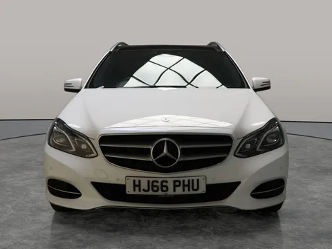 Thumbnail image for the Mercedes-Benz E-Class 2.1 E220 BlueTEC SE (Premium)   G-Tronic+