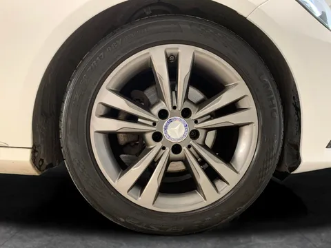 Thumbnail image for the Mercedes-Benz E-Class 2.1 E220 BlueTEC SE (Premium)   G-Tronic+