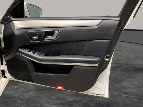 Thumbnail image for the Mercedes-Benz E-Class 2.1 E220 BlueTEC SE (Premium)   G-Tronic+
