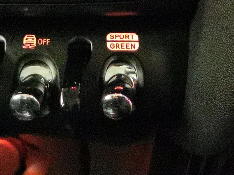 Thumbnail image for the Mini Hatch 2.0 Cooper S Classic   Steptronic