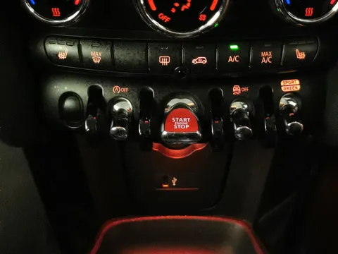 Thumbnail image for the Mini Hatch 2.0 Cooper S Classic   Steptronic