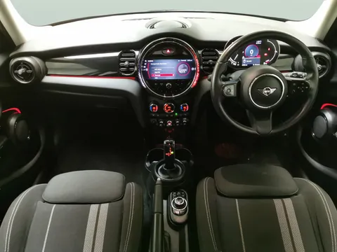 Thumbnail image for the Mini Hatch 2.0 Cooper S Classic   Steptronic
