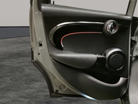 Thumbnail image for the Mini Hatch 2.0 Cooper S Classic   Steptronic